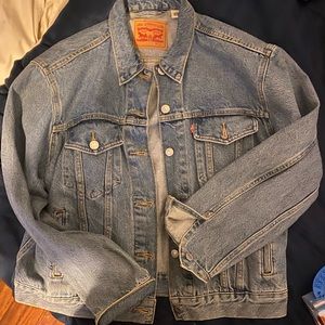 Women’s Levi’s Jacket